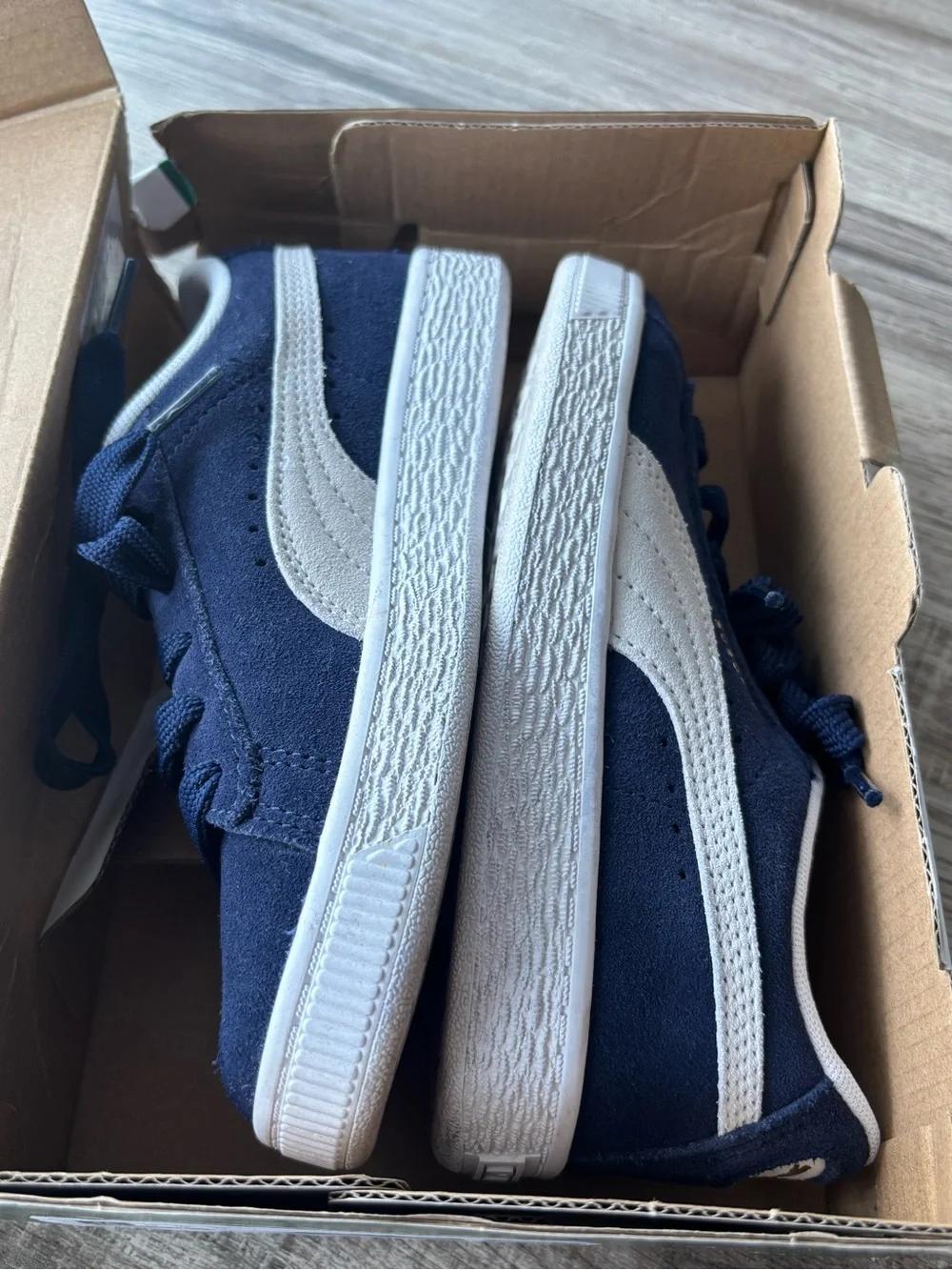 Puma Kids Suede Sneakers - Navy and White size 1C